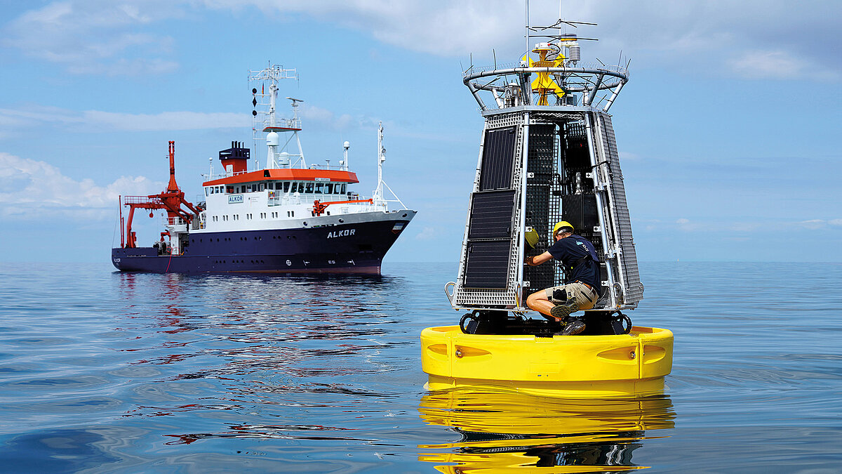 CVOO Boje in der Kieler Förde
