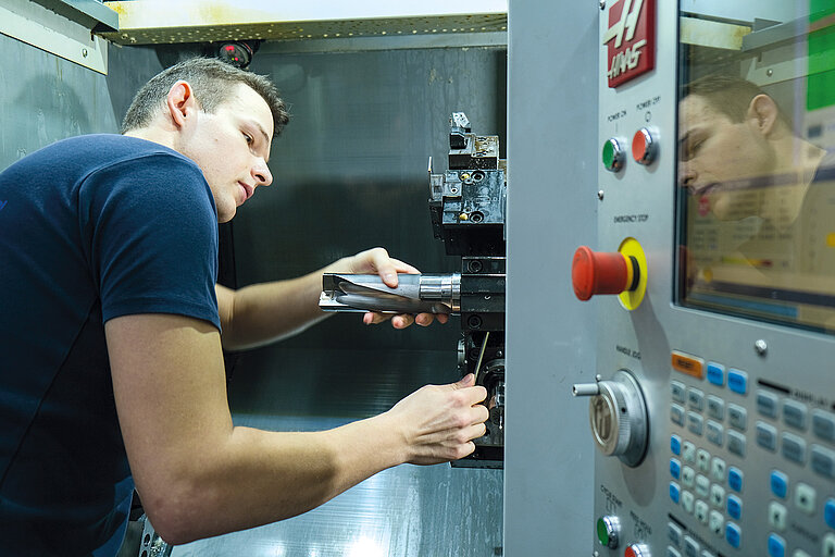 Teaser azubi Feinwerkmechanik