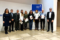 GEOMAR-Direktorin, Vorsitzende der Prof. Dr. Werner-Petersen-Stiftung, Preisträger:innen und GEOMAR-Verwaltungsdirektor