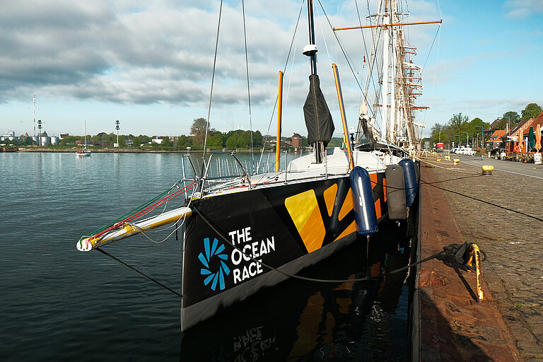 Racing yacht Ambersail II at Tiessenkai in Kiel. Photo: Jan Steffen, GEOMAR.