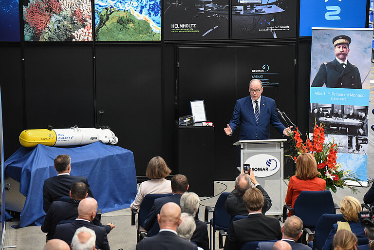 S.D. Fürst Albert II von Monaco am GEOMAR. Foto: Thomas Eisenkrätzer.