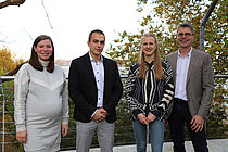 Die Preisträger*innen 2020 und 2021: Dr. Sophie Paul, Dr. Alexander Rösner, Carolin Uhlir mit dem Vorsitzenden der Annette-Barthelt Stiftung, Prof. Dr. Arne Körtzinger , GEOMAR. Nicht im Bild: Talisa Döring. Foto: A. Villwock, GEOMAR