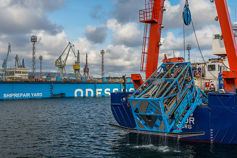 Hafentest mit dem Bohrgerät MARUM-MeBo200. Foto: Torsten Klein.