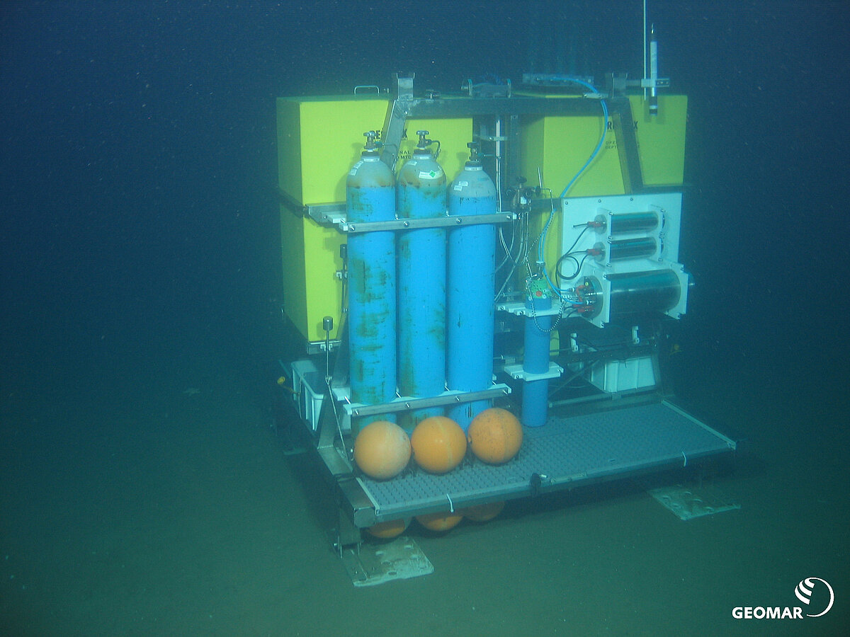 CO2 release experiment as part of the ECO2 project in the North Sea (Source: ROV team GEOMAR)