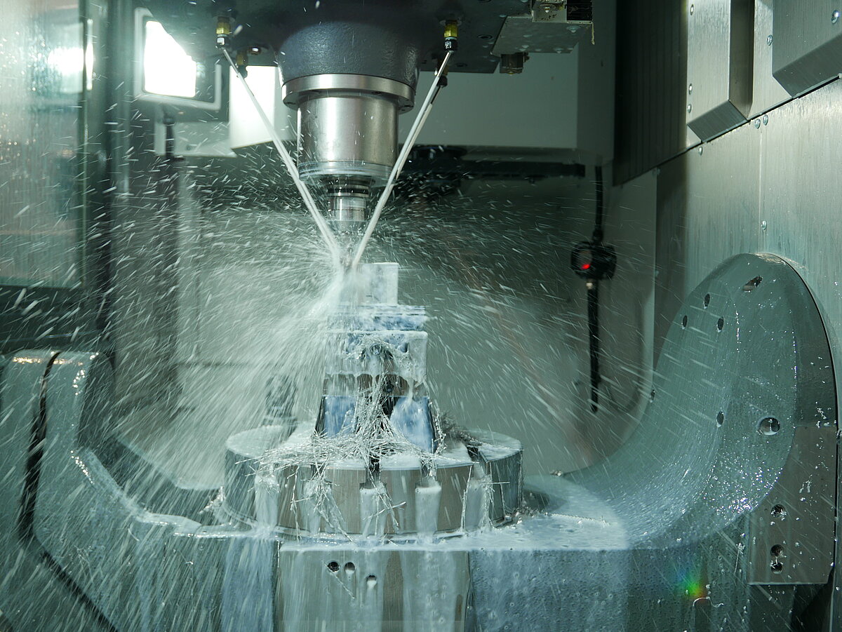 Abbildung 5-Achsen-Simultanfräse