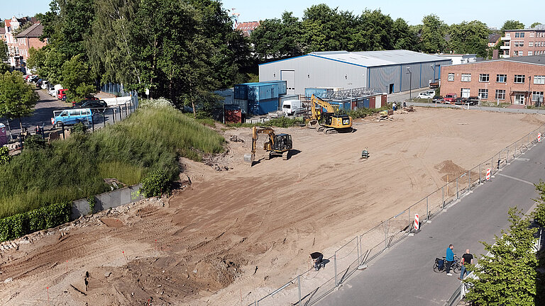 Mid-2015: Set-up of the construction site for the Core & Rock Repository (ZPL) with the parking garage