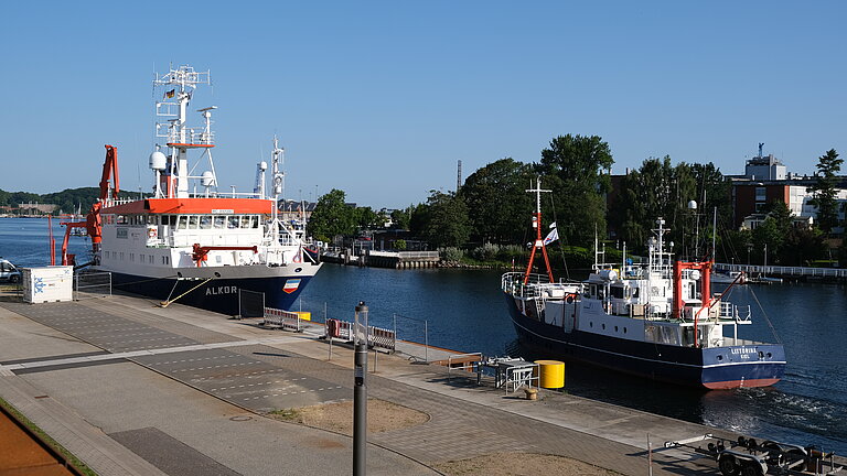 Two ships at the perth