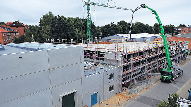August 2016: Das Parkhaus ist um eine weitere Ebene gewachsen