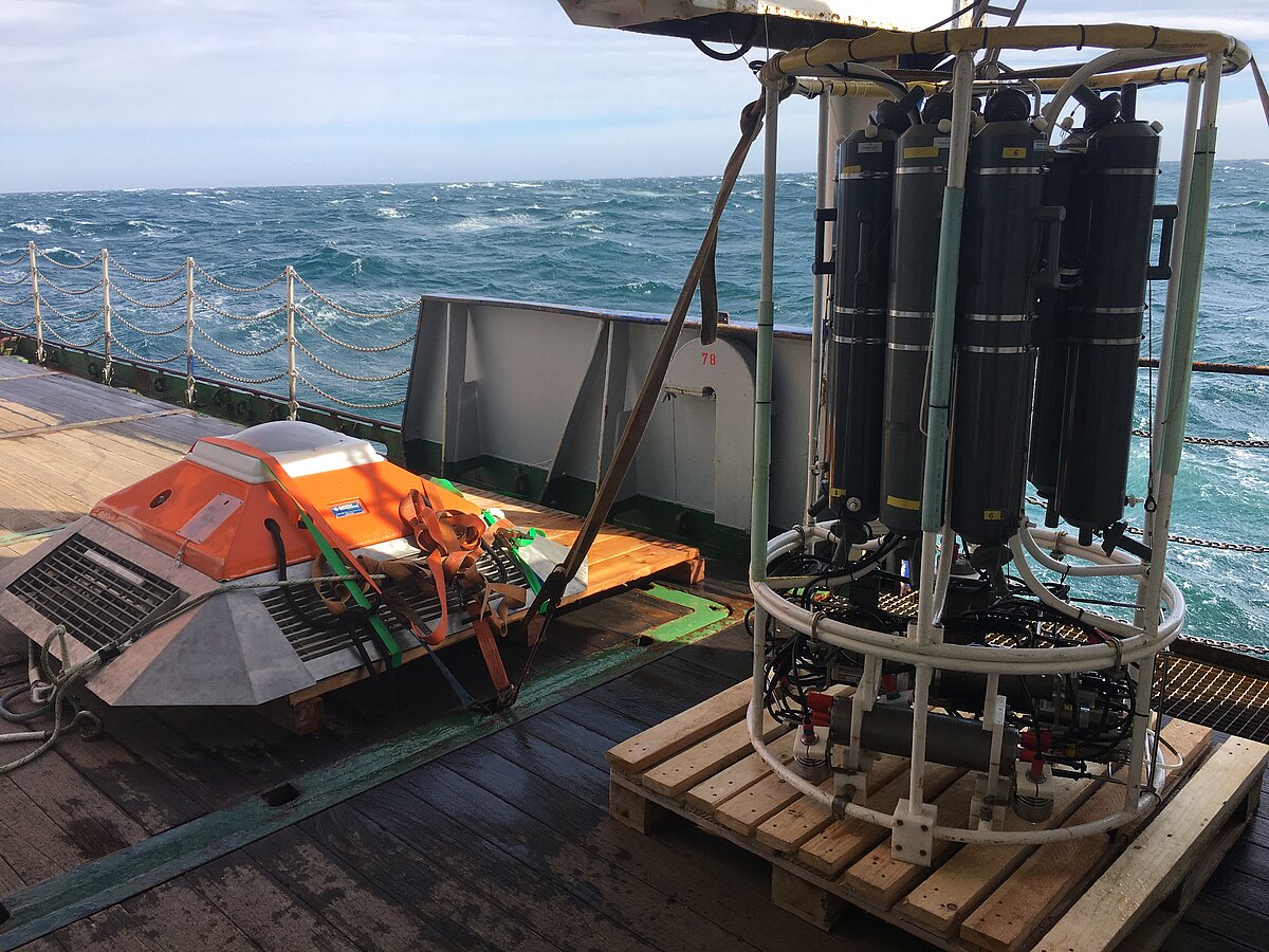 POS535: Equipment for measurements in the North Sea.  Photo: Peter Linke.